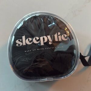 Sleepy Tie -Large